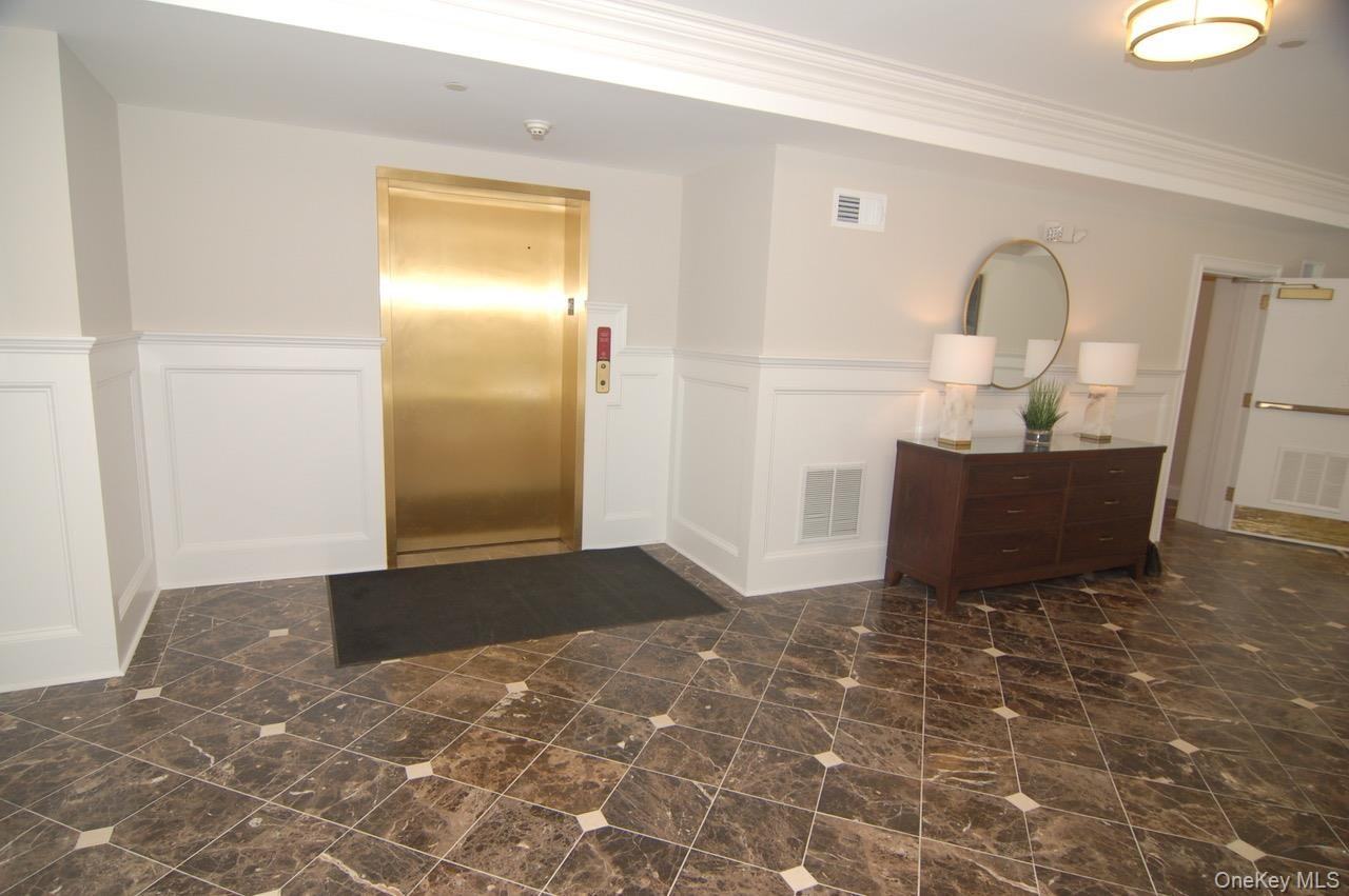 101 Sheldrake Pl - Photo 2 of 26