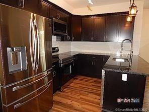 55 Oakridge St - Photo 2 of 9