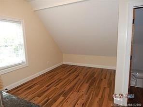 55 Oakridge St - Photo 4 of 9