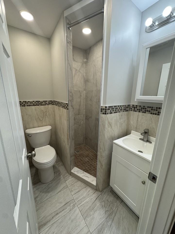 1933 E Huntingdon St #1 - Photo 7 of 22