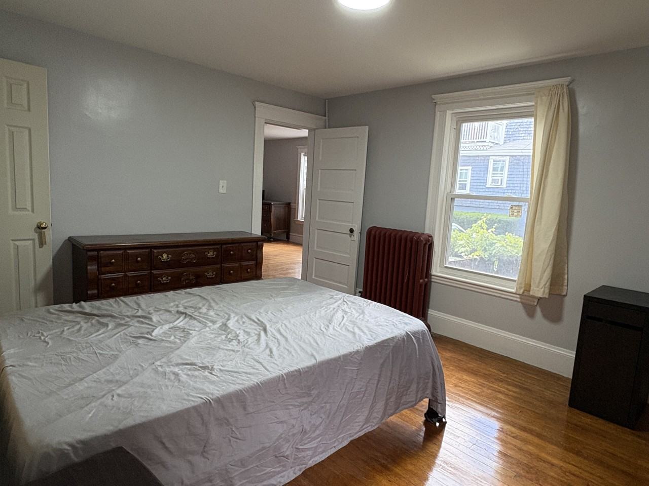 52 Phillips St #1stFL - Photo 5 of 21