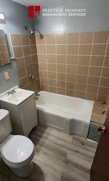2915 N 8th St #1 - Photo 3 of 9