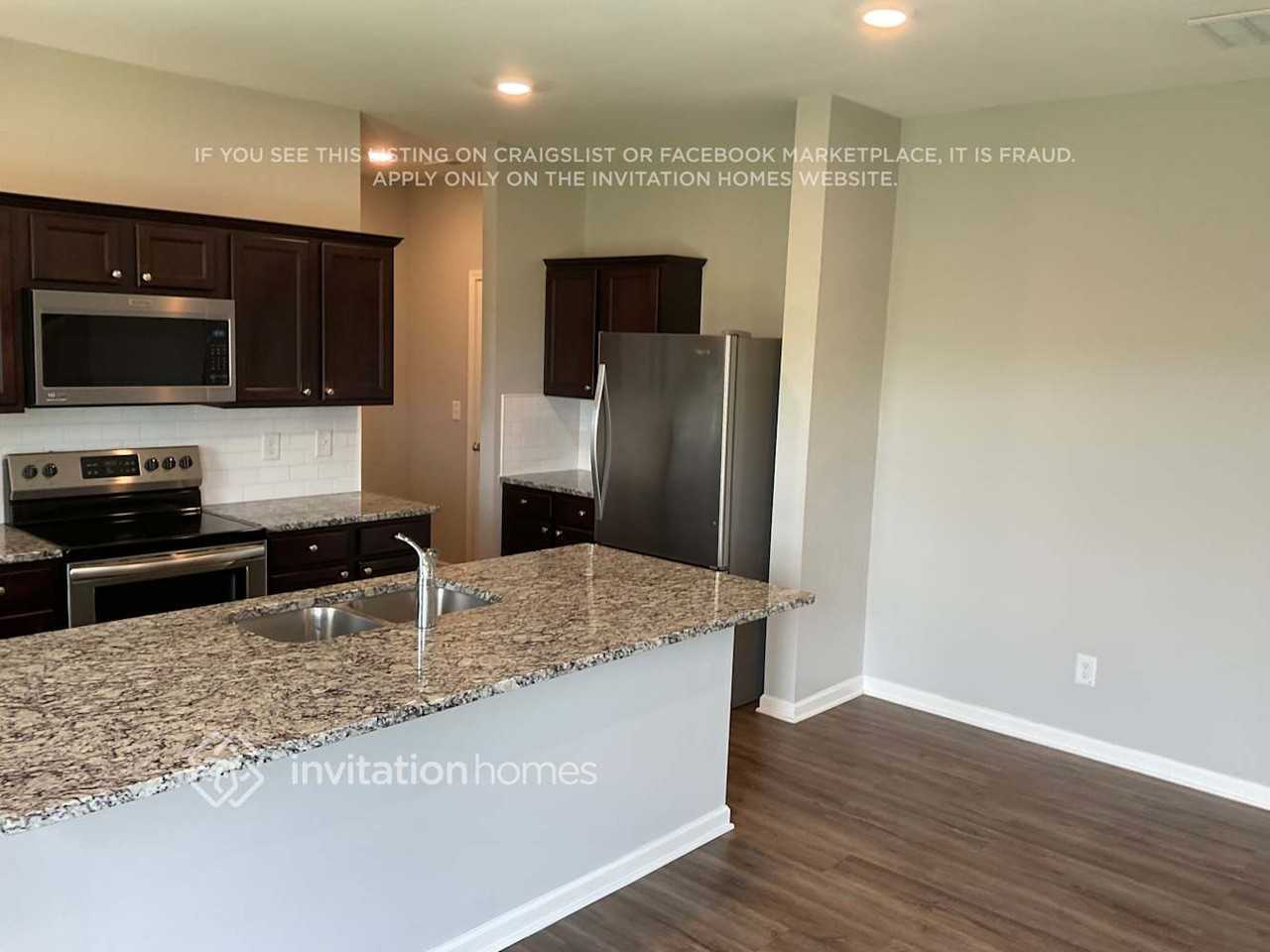 204 Catania Way Nw - Photo 3 of 13