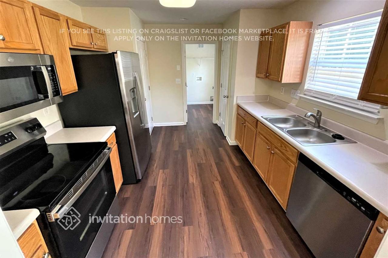 537 Moss Stream Ln - Photo 5 of 17