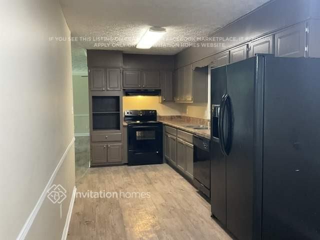 2396 Shire Ct - Photo 6 of 18