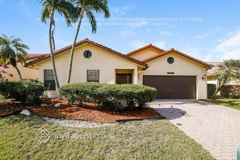 7045 Golf Pointe Cir - Photo 1 of 1