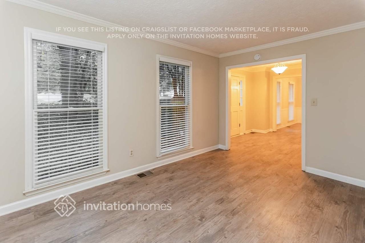 1591 Willow Blf - Photo 5 of 19