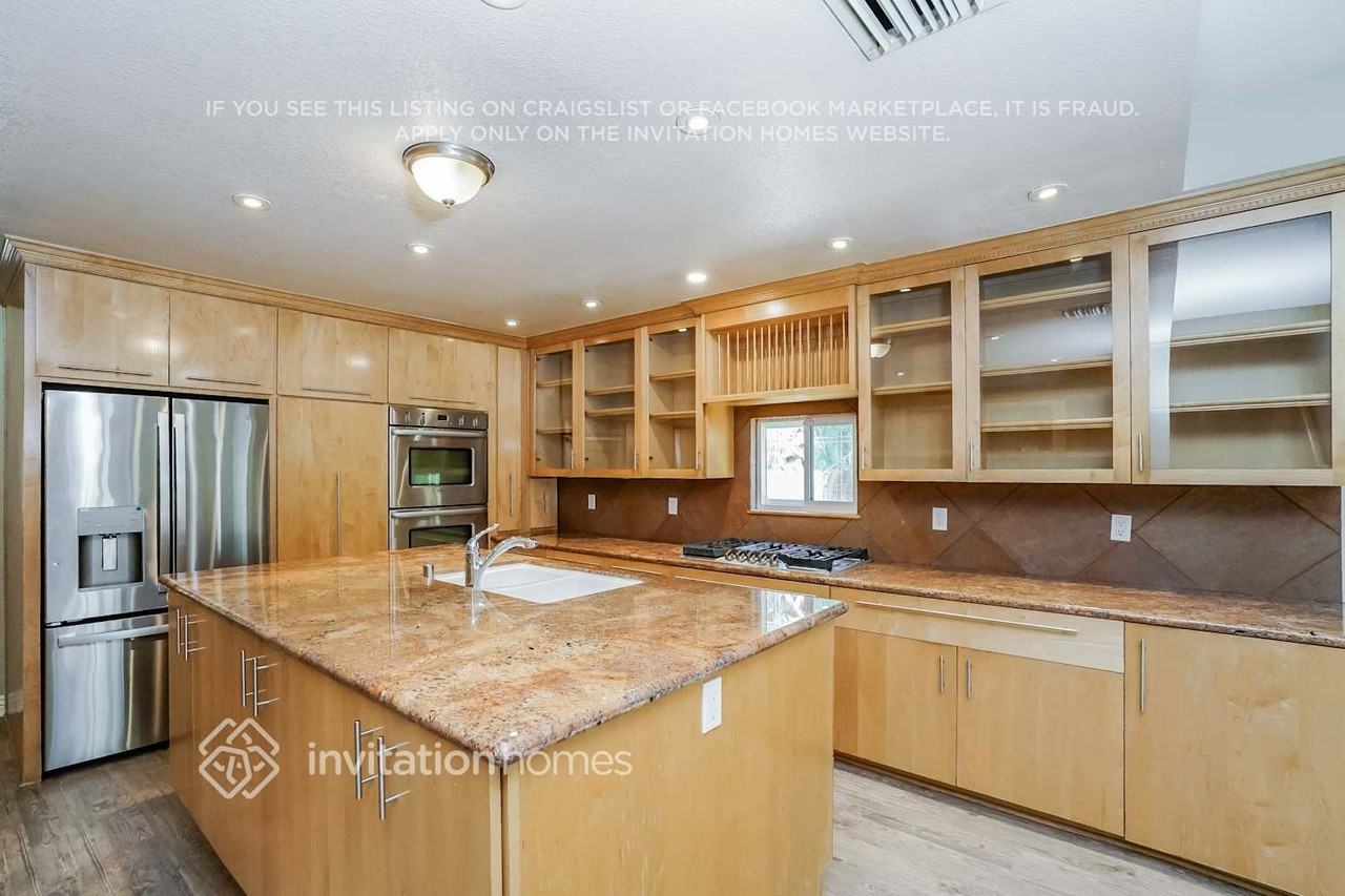 27837 Ridgegrove Dr - Photo 5 of 18