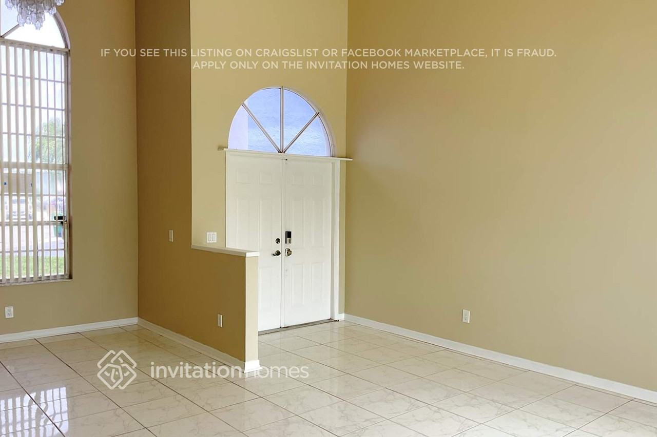 631 Royal Palm Way - Photo 4 of 18