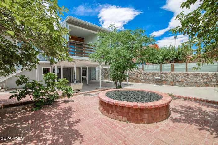 2626 Grant Ave #3