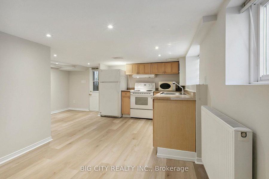 178 Douglas Ave - Photo 7 of 14