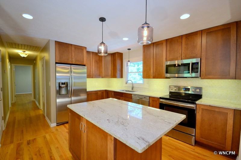 17 Laurel Park Dr - Photo 2 of 16