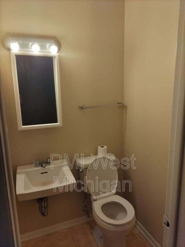 4258 Bond Ave #4 - Photo 2 of 13