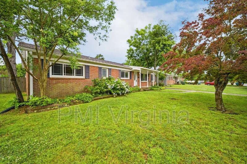 5389 Susquehanna Dr - Photo 3 of 32