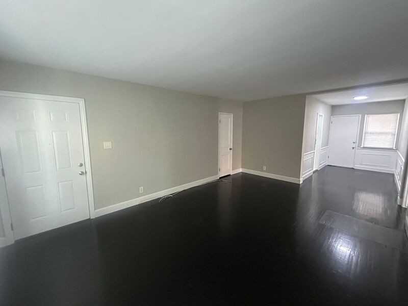 1323 S Highland Ave - Photo 3 of 13