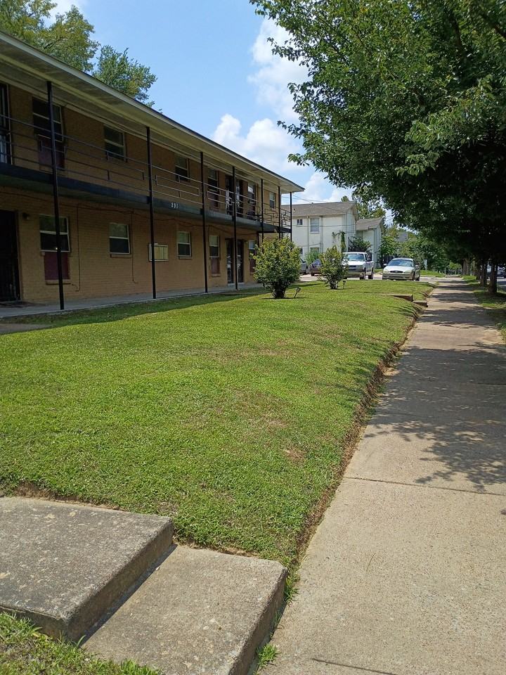 Greenlaw Ave & N 5th St - Photo 2 of 8