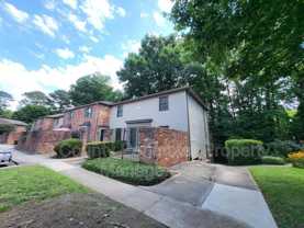 3083 Colonial Way #L - Photo 1 of 1