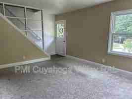 featured image of 2364 Suncrest Dr