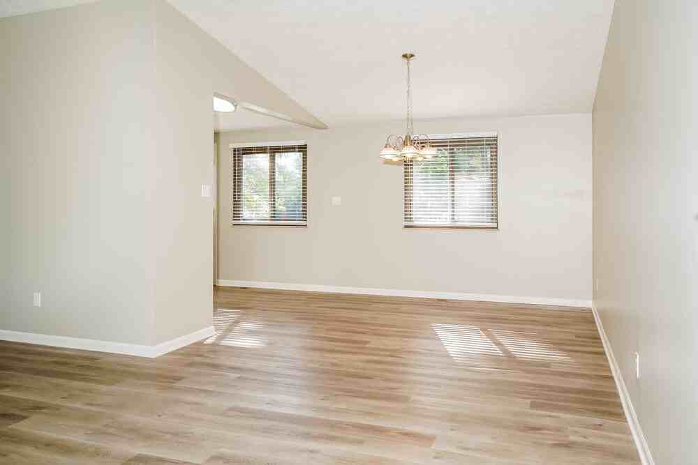 7315 Chimney Rock Ct - Photo 5 of 20