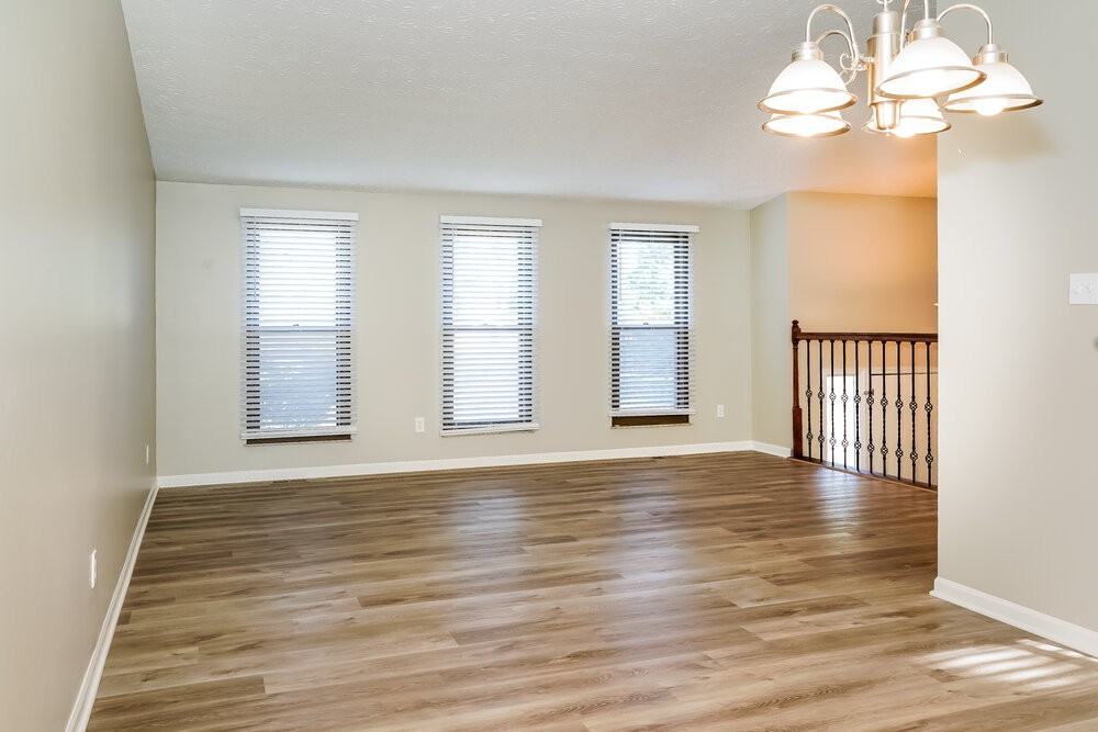 7315 Chimney Rock Ct - Photo 6 of 20