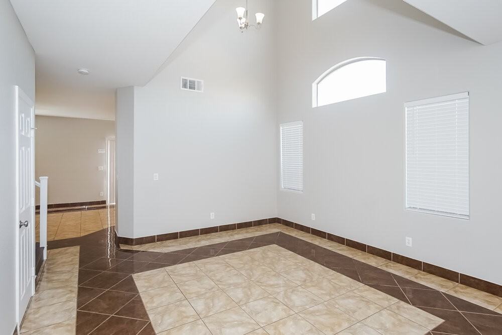 6319 Barrington Bridge Ave - Photo 4 of 17