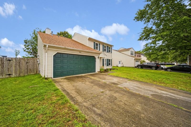 4421 Ridgemont Ct - Photo 2 of 31