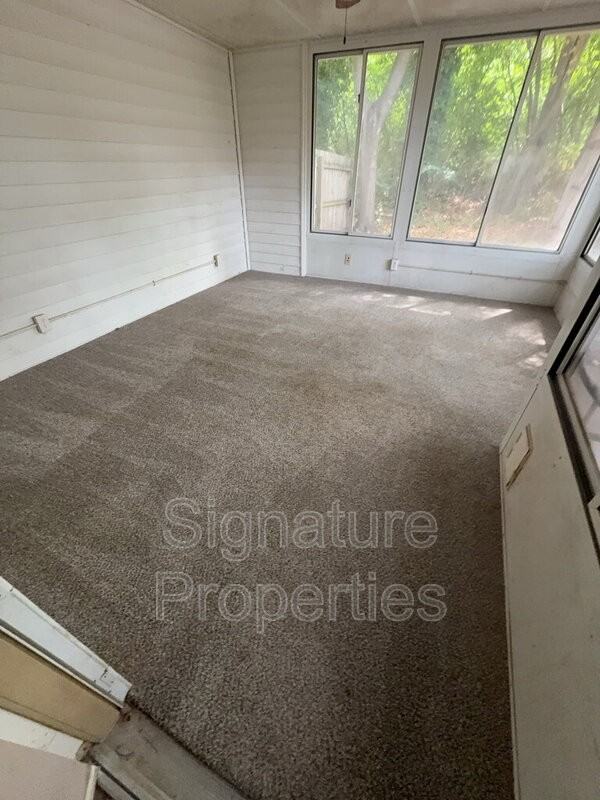 921 Wickford Dr - Photo 7 of 19
