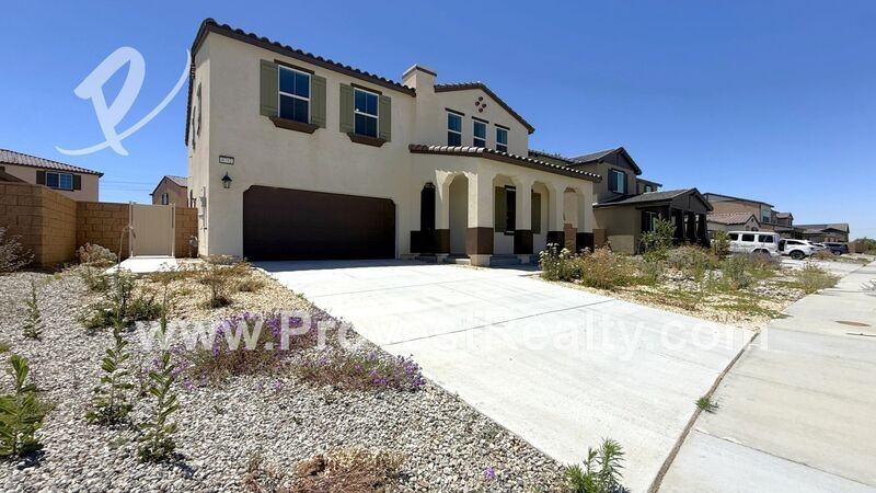 8792 Newcastle Ave - Photo 2 of 25
