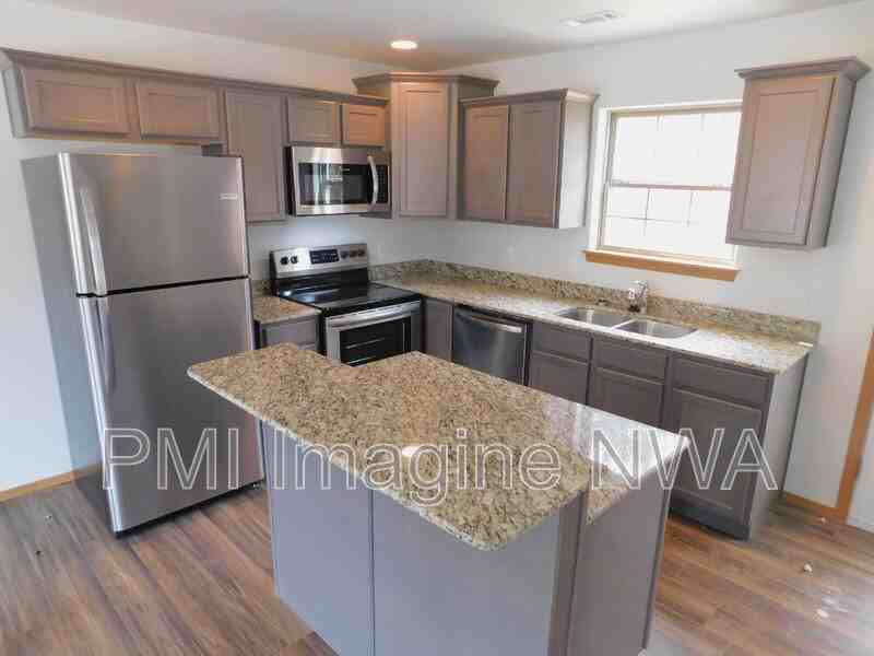 265 S Rolling Woods Way - Photo 7 of 14