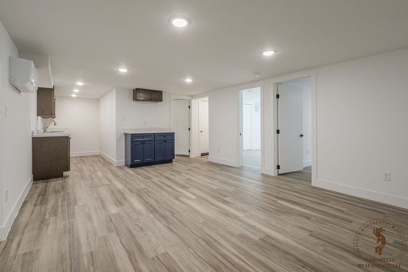 910 Rood Ave - Photo 4 of 10