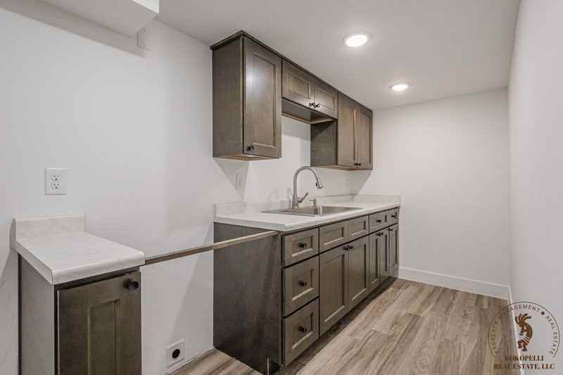 910 Rood Ave - Photo 5 of 10