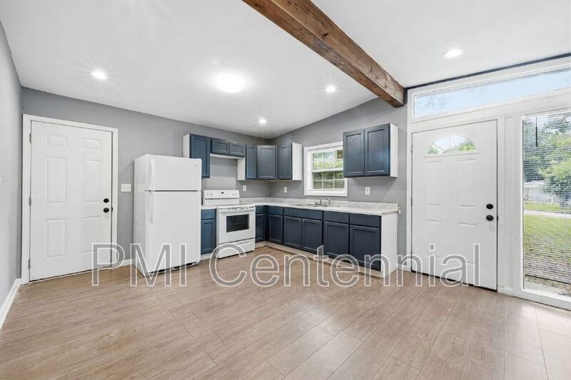 2800 Grand Ave Sw - Photo 2 of 19