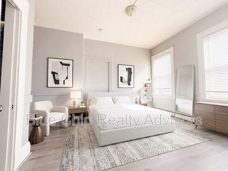 42 E Broadway #1 - Photo 3 of 6