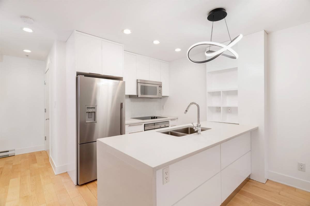 2477 Waterloo Street - Photo 4 of 16