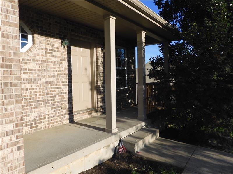 1201 Catletts Ct - Photo 2 of 31