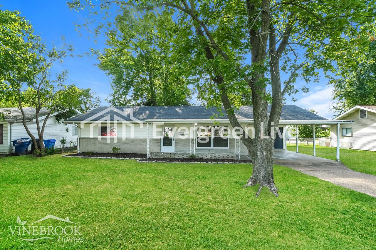4 Blanchette Dr - Photo 2 of 16