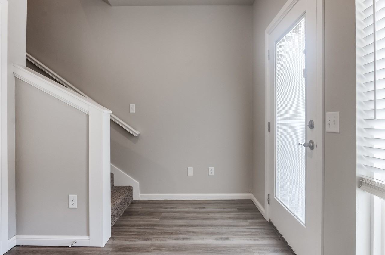 2641 Cedar Tree Rd #C - Photo 3 of 43