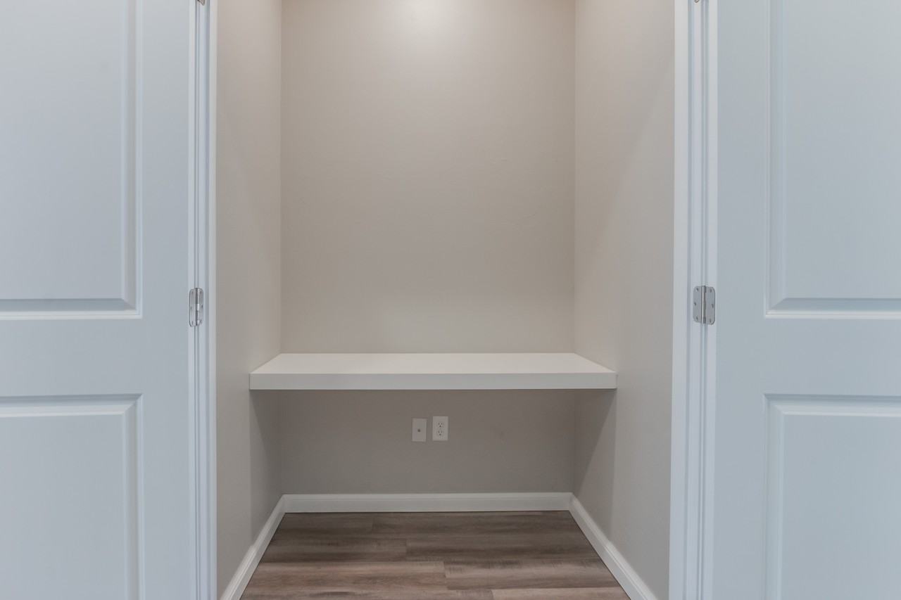 2641 Cedar Tree Rd #C - Photo 6 of 43