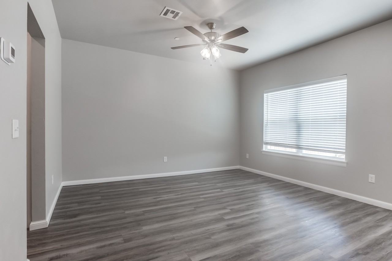 2641 Cedar Tree Rd #C - Photo 7 of 43