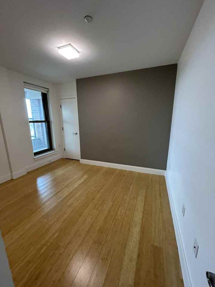40 Malvern St #401 - Photo 7 of 12