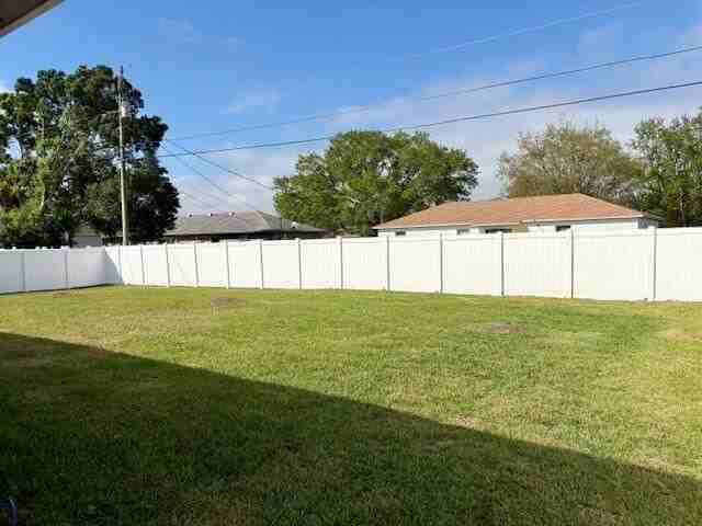 202 Sw Aldoro Pl - Photo 3 of 26
