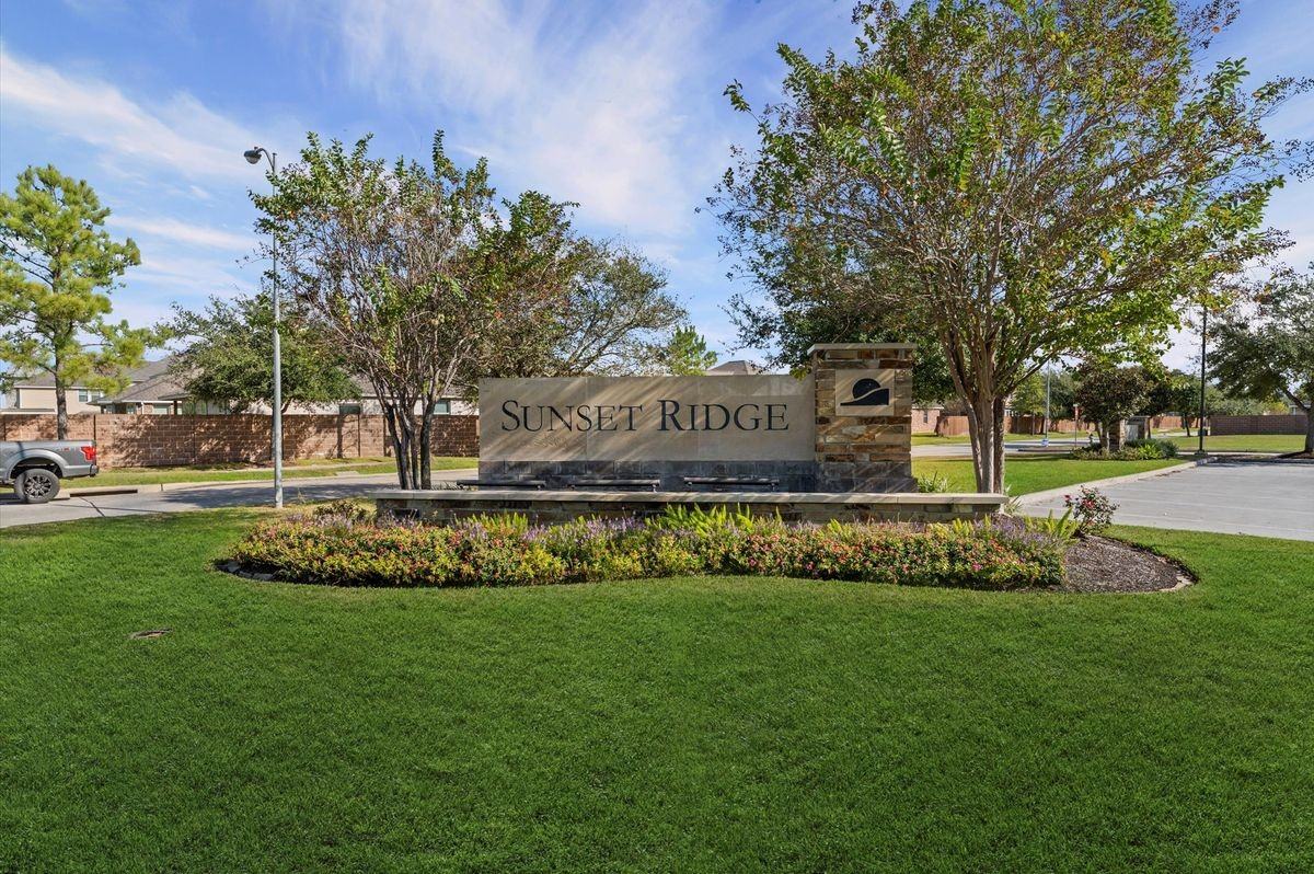 15107 Summer Sunset Dr - Photo 3 of 3