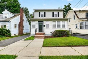 featured image of 639 Walsh Ave