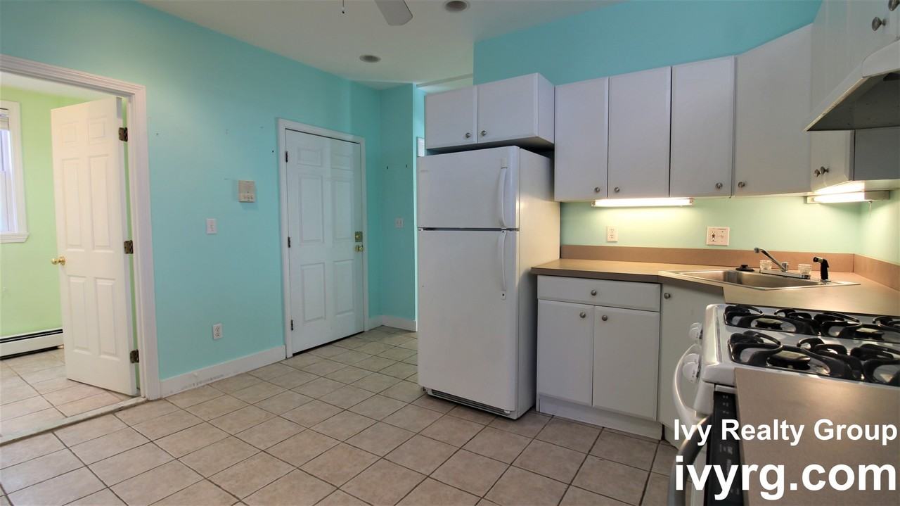 23 Cutter St #1 - Photo 2 of 22