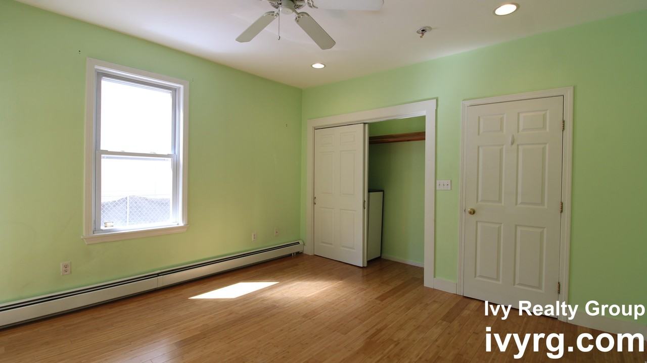 23 Cutter St #1 - Photo 4 of 22