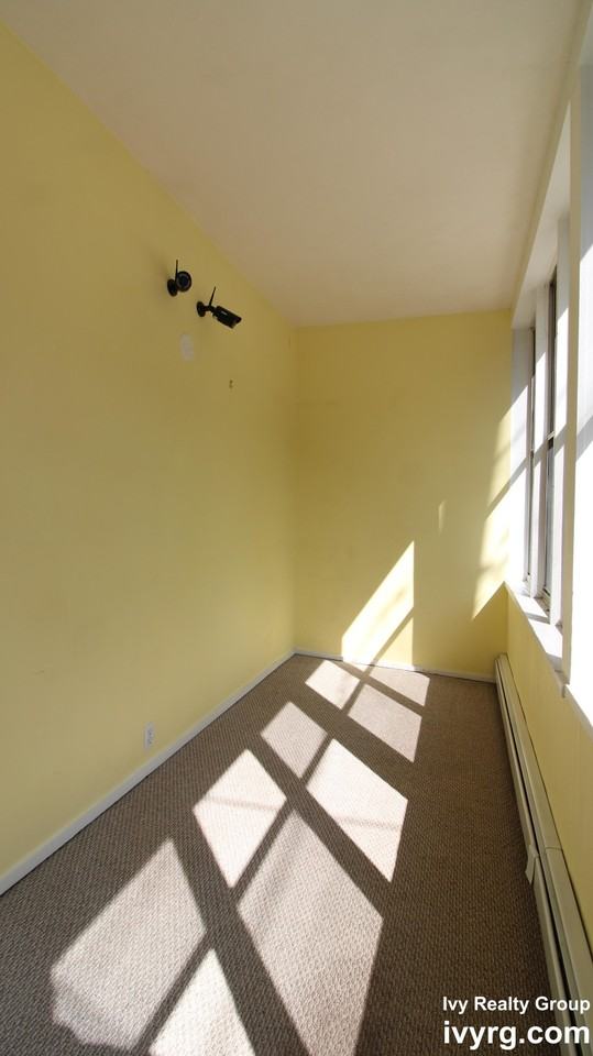 23 Cutter St #1 - Photo 5 of 22
