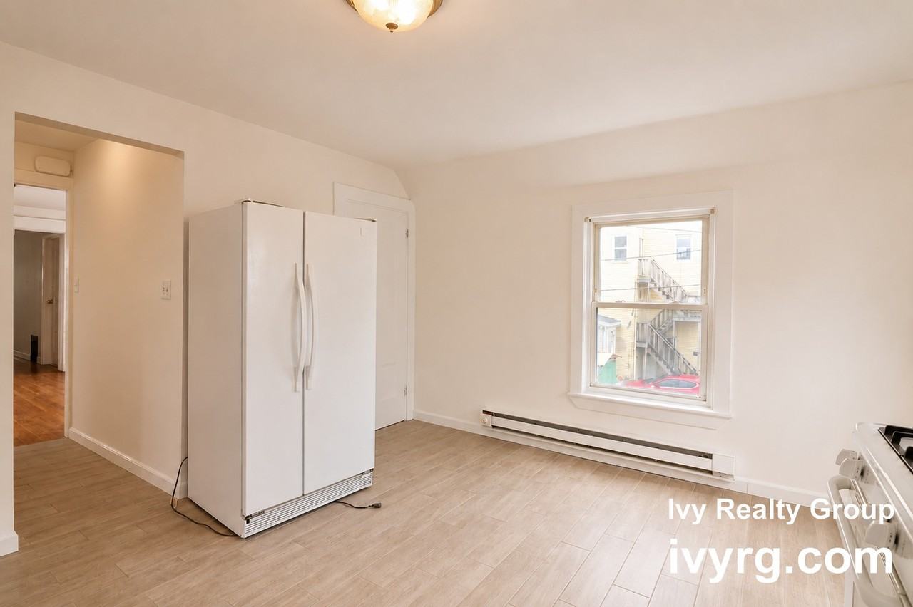 23 Mount Vernon St #2 - Photo 6 of 23