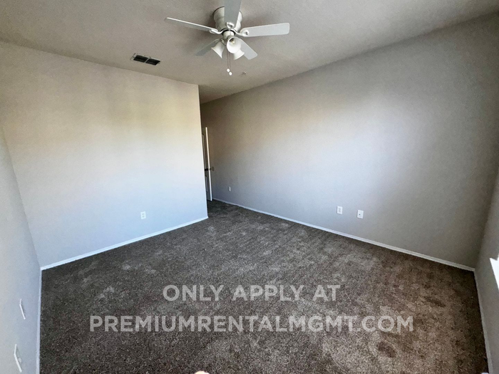 3361 S Kirkman Rd #822 - Photo 5 of 19