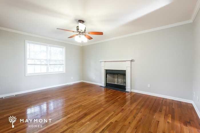101 Luke Ct - Photo 5 of 17