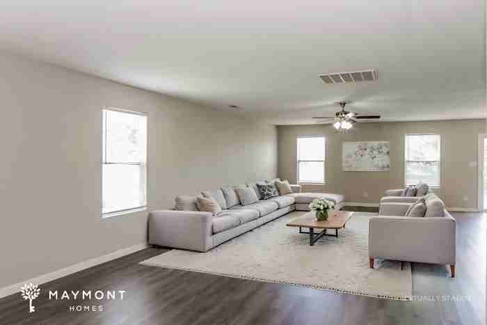28015 Chasebrook Dr - Photo 6 of 16